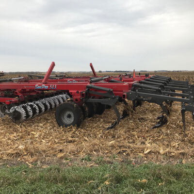 SoilPro 513 field shot Nathan 2_low res